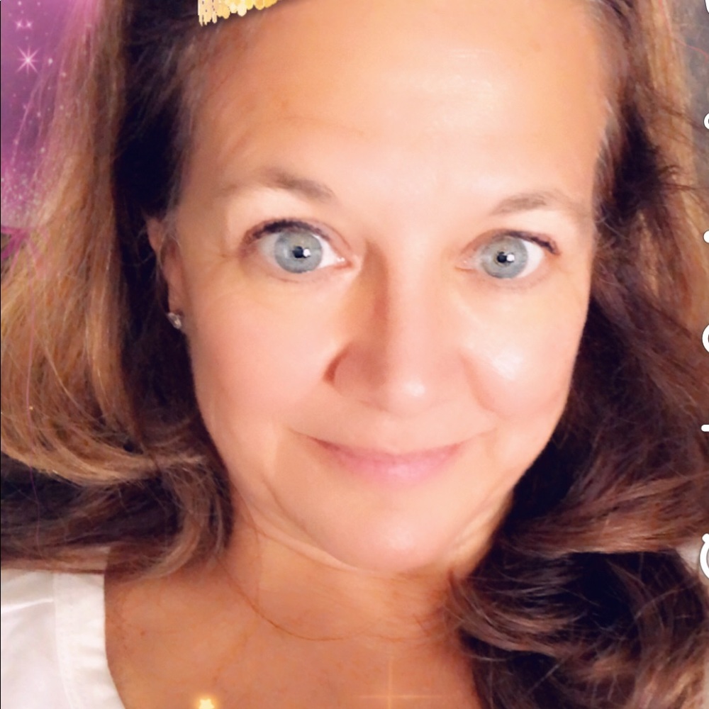 Meet your Posher, Kaye